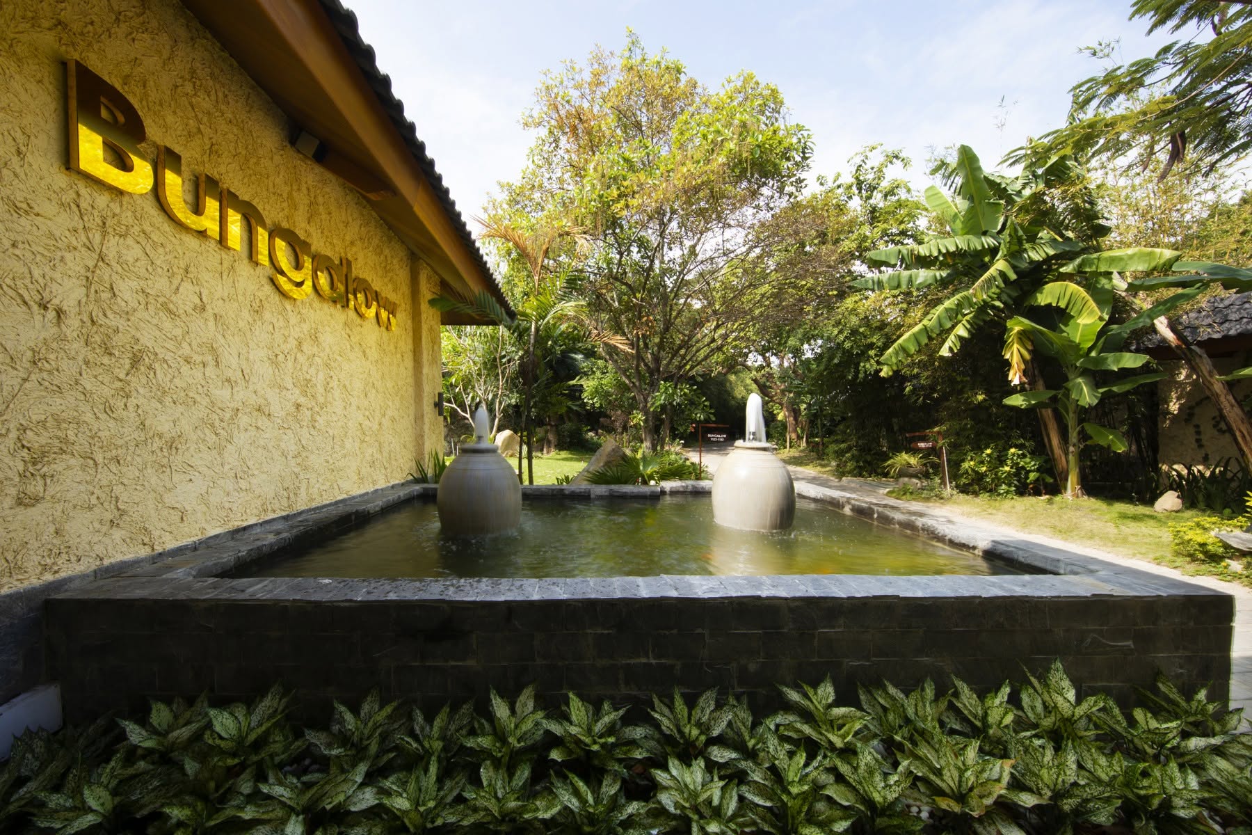 Hòn Tằm Resort